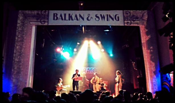 Balkan & Swing. Concierto Sala Caracol
